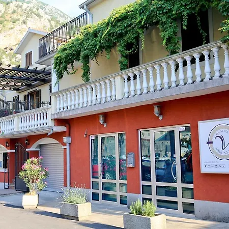 Apartments Qualitas Kotor Exterior photo