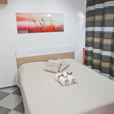 Apartments Qualitas Kotor Exterior photo